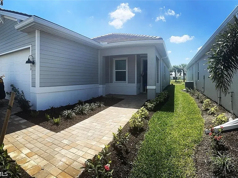 16790 Seasons Coast Dr — Photo 2