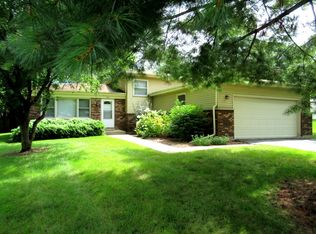 822 Spruce St, Batavia, IL 60510