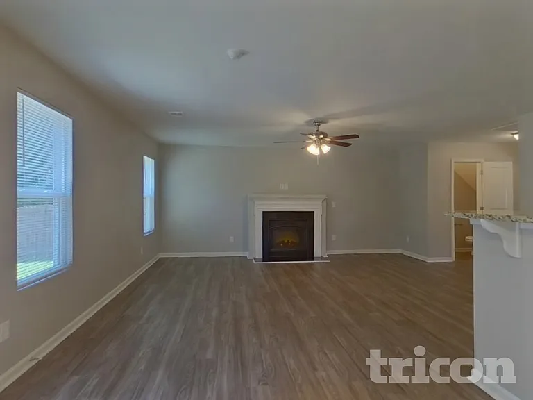 4604 Montelena Dr — Photo 2
