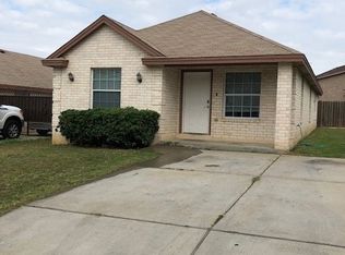 3712 Aguanieve Dr, Laredo, TX 78046