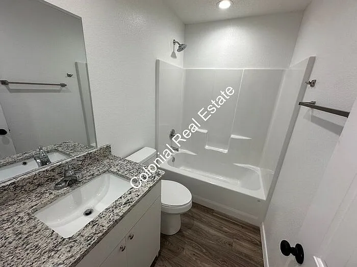 320 Cortez St #B — Photo 10