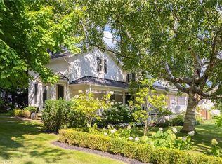 212 King St, Oakville, ON L6J 1B5