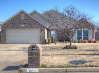 5301 S Redbud Dr W, Sand Springs, OK 74063