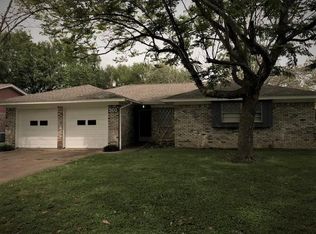 301 Swift St, Angleton, TX 77515