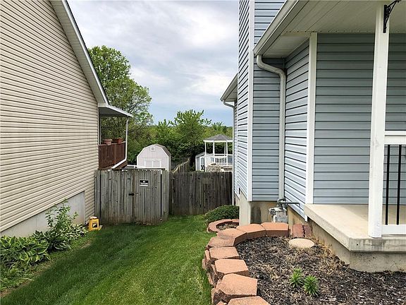 3rd image of 4300 Garland St