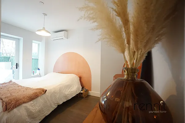 Rented by Rennit Inc. | media 8