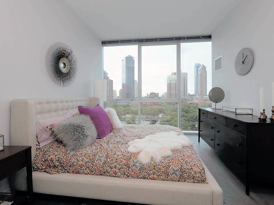 1st image of 1001 N Clark St #1201