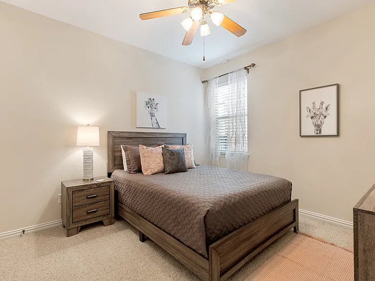 409 Rosemont Ln — Photo 24