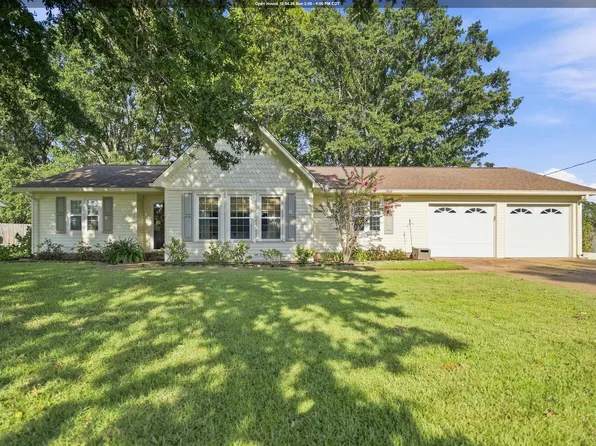 11713 Arlington Ave, Northport, AL 35475