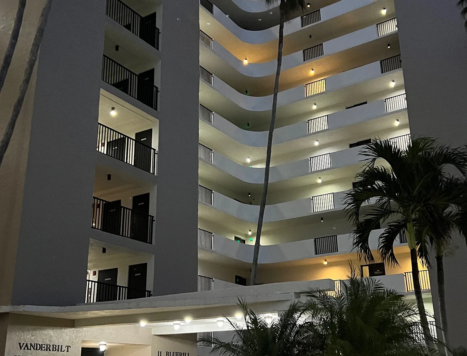 2 bed, 1480 sqft, $4,000 — Photo 2