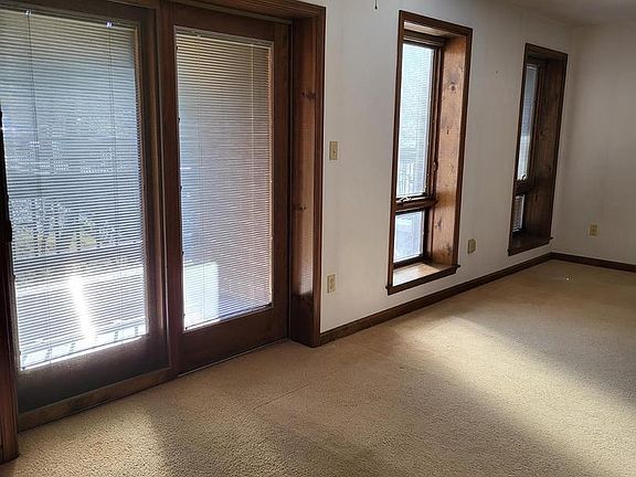 5th image of 44788 Locust Ridge Ct #8A-832