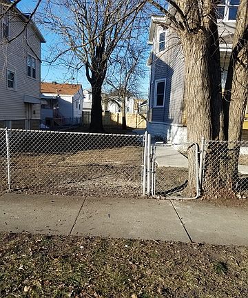 2nd image of 128 N 21st Ave