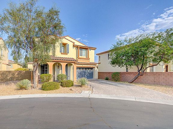4th image of 9808 Twin Ponds Ct