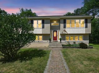 115 Durban Ave, Hopatcong, NJ 07843