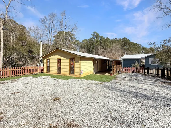458 Le #1638, Pachuta, MS 39347