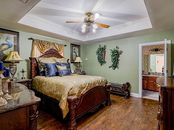 4th image of 511 Katie Dr