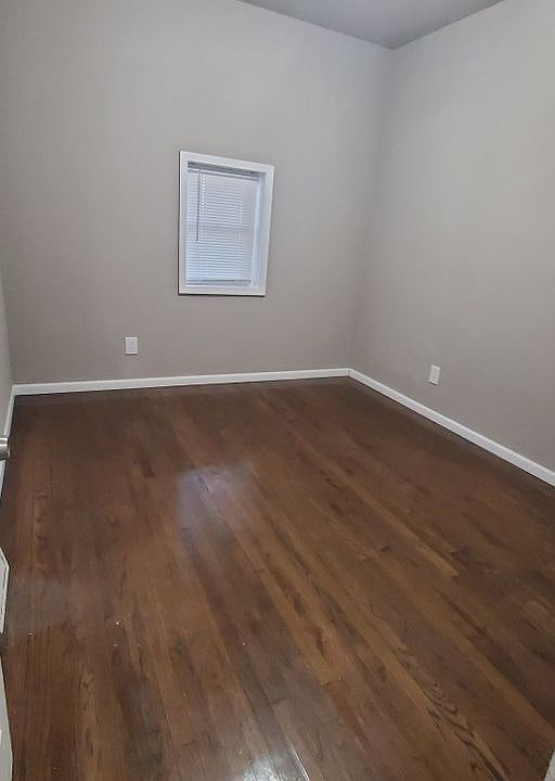 1st image of 524 Porter St