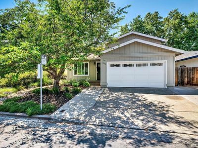 245 Hummingbird Court, Healdsburg, CA, 95448