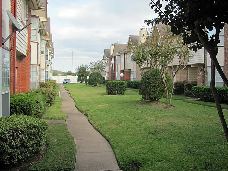 8310 Wild Rose St #21C — Photo 28