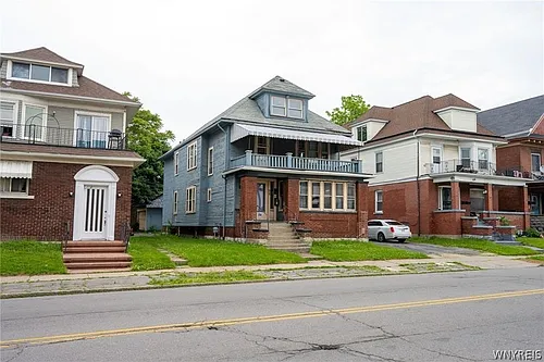 98 E Delavan Ave #N Photo 1