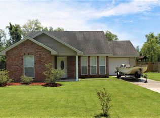 128 Sharlene St, Houma, LA 70364