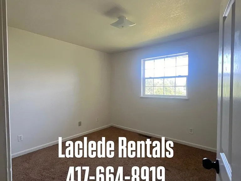 1137 Glenridge St — Photo 10