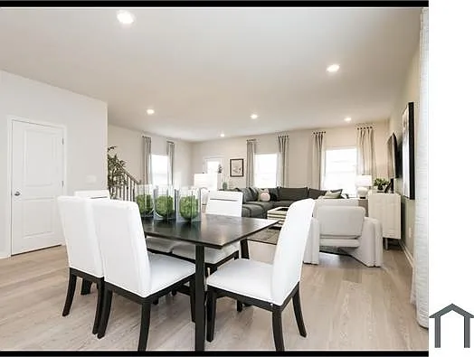 762 Wallace Oak Ln — Photo 5