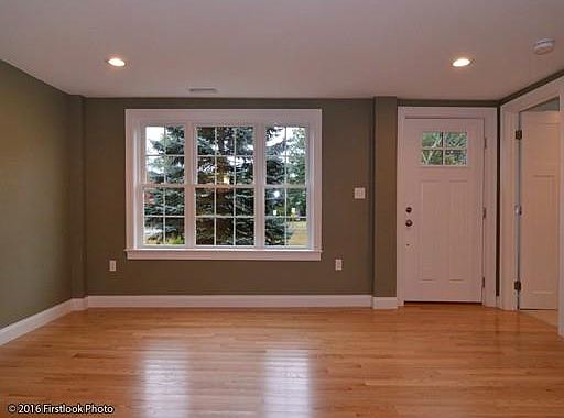 2nd image of 25 Shears St #25