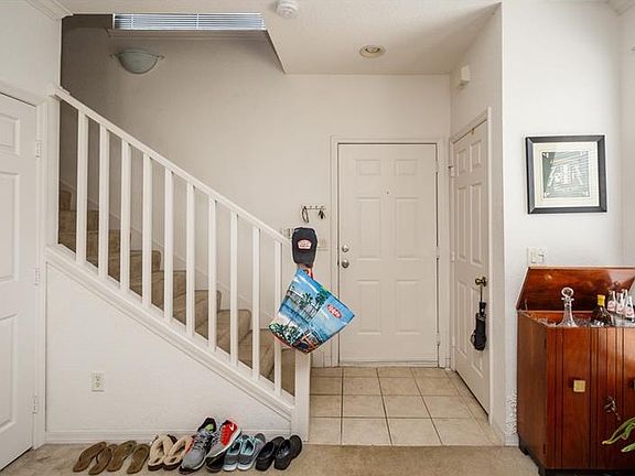 4th image of 5043 Wellington Park Cir #H13-17