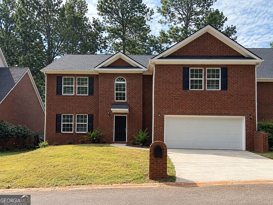 1st image of 120 Hampton Way