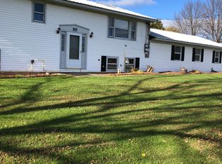 283 Us Route 2, Grand Isle, VT 05458