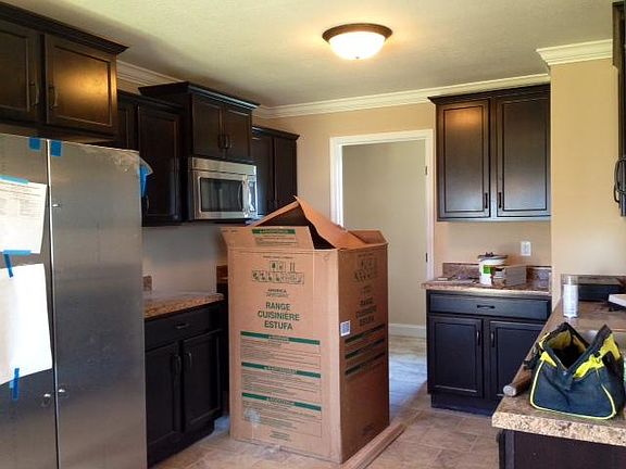 2nd image of 170 Fox Xing Lot 170