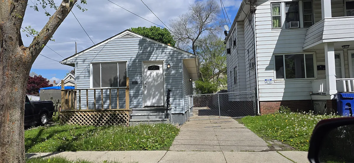Building Photo - 3989 W 23rd St