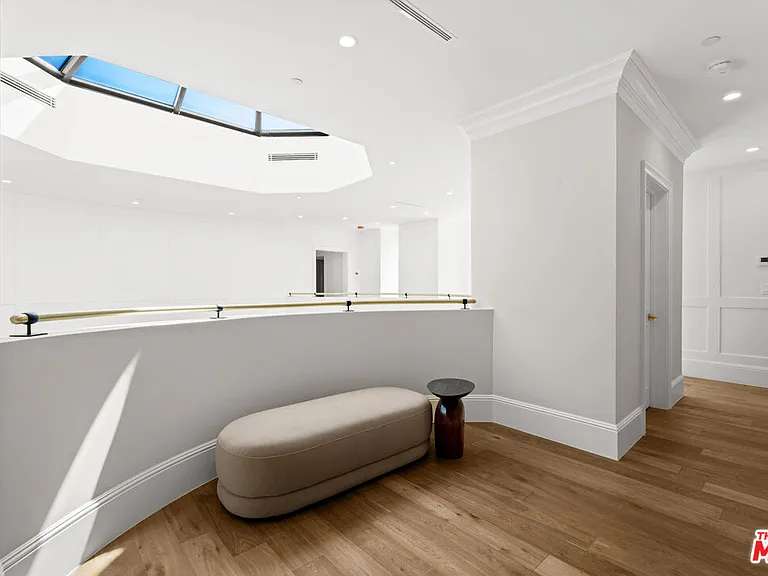 616 N Alpine Dr — Photo 35