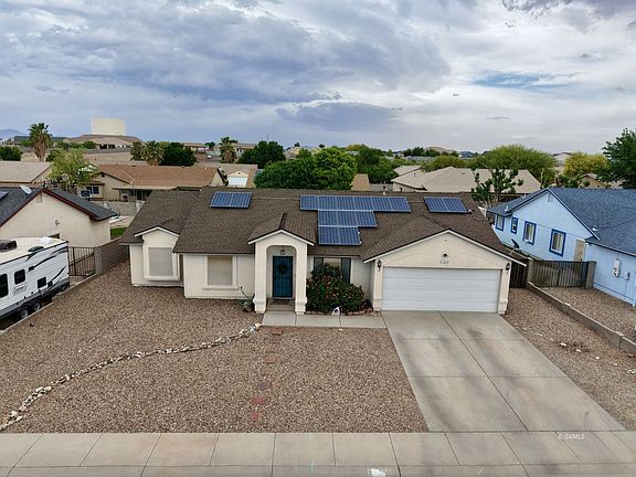2nd image of 1615 S Hummingbird Ln