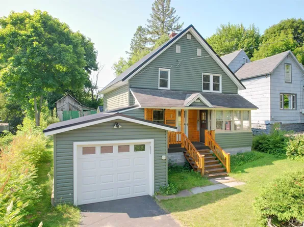 464 Poplar St, Lake Linden, MI 49945
