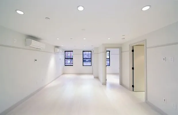 Rented by Icon Realty Management | media 24