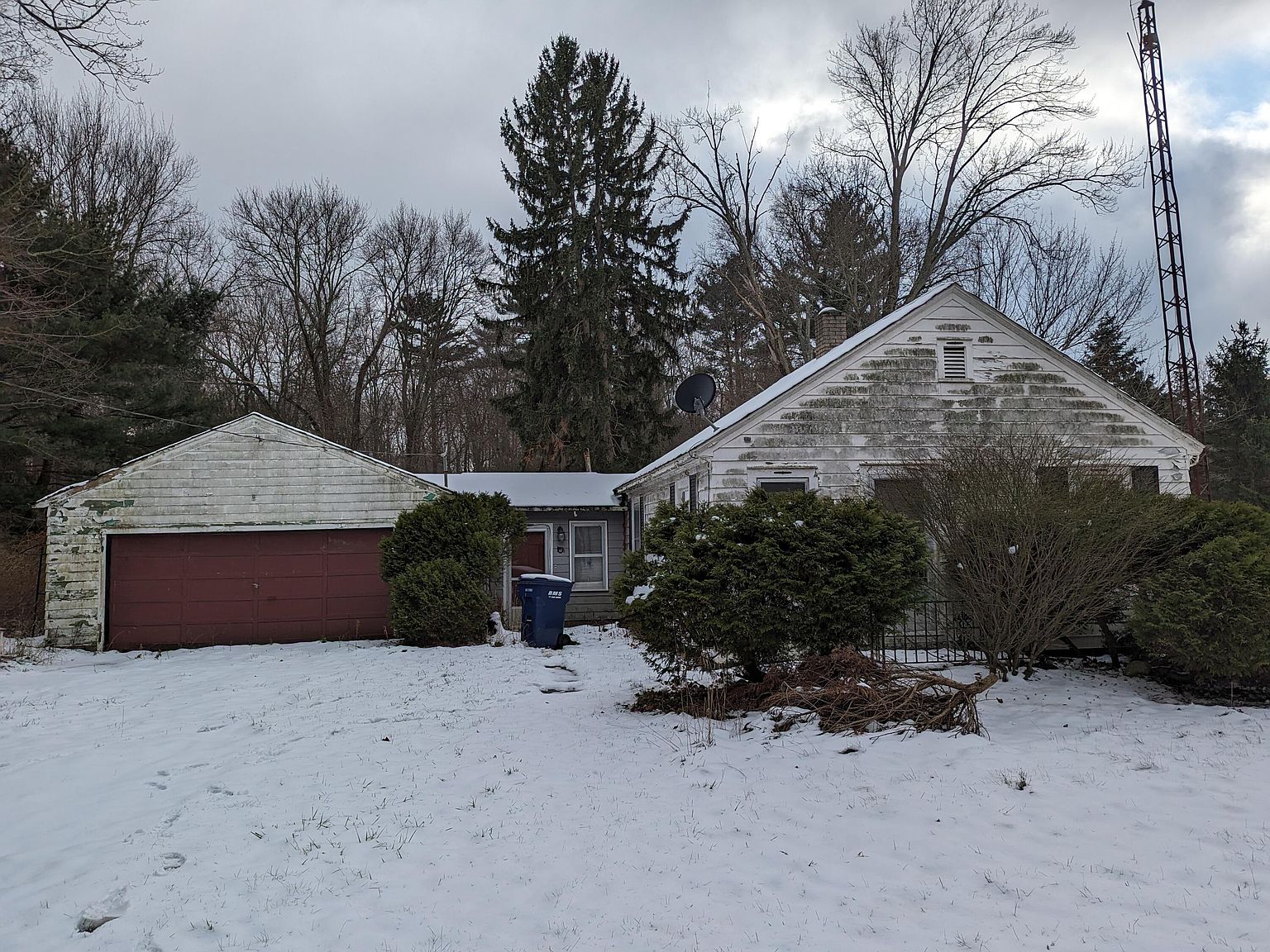 1103 W Mount Garfield Rd, Norton Shores, MI 49441 Zillow