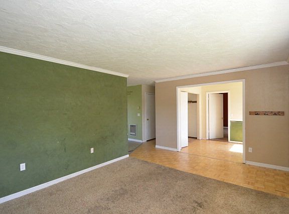 3rd image of 745 Neptune Dr