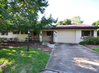 17016 Pine Ridge Dr, Umatilla, FL 32784