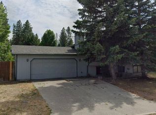 3326 E Pineglen Ave, Mead, WA 99021