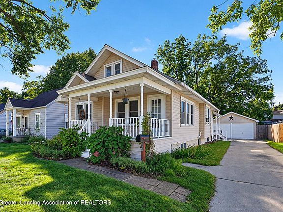 5th image of 516 Fenton St
