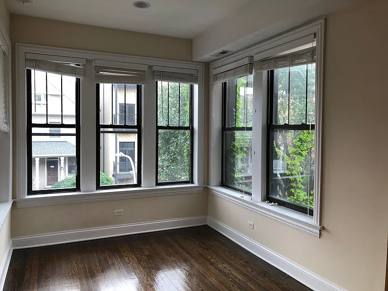 3711 N Wilton Ave #2 — Photo 3