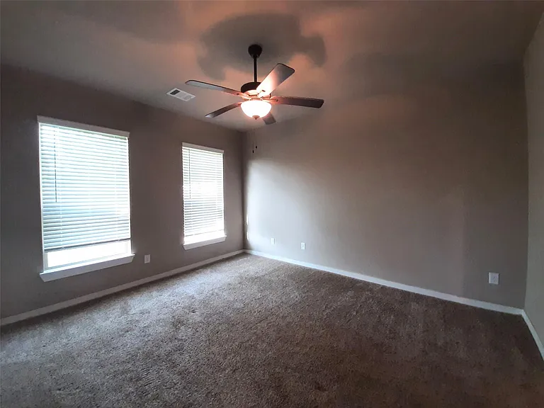 9733 Grosbeak Ln — Photo 15