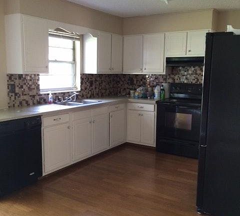 5th image of 235 SW Ferndale Pl #House