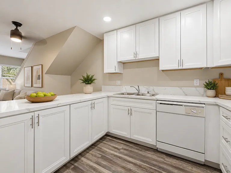 4131 Front St / 121 W Montecito Way — Photo 5