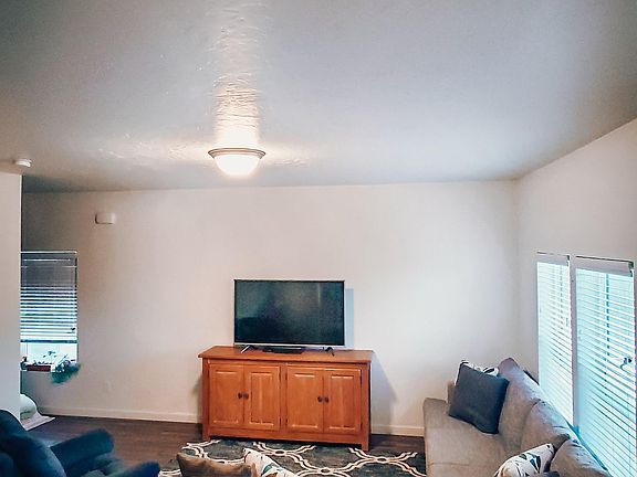 5th image of 4433 E Hurstbourne Dr