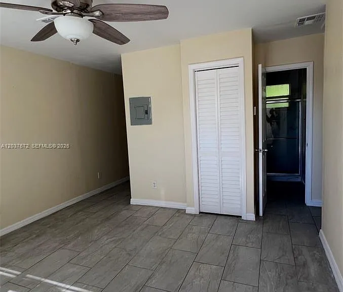 706 SW 4th Ter #4 — Photo 5