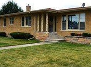 3101 W 100th Pl, Evergreen Park, IL 60805