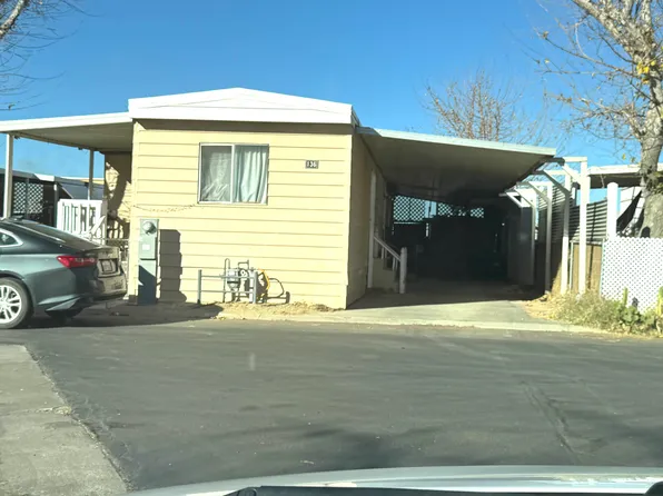 45800 Challenger Way Space 136, Lancaster, CA 93535